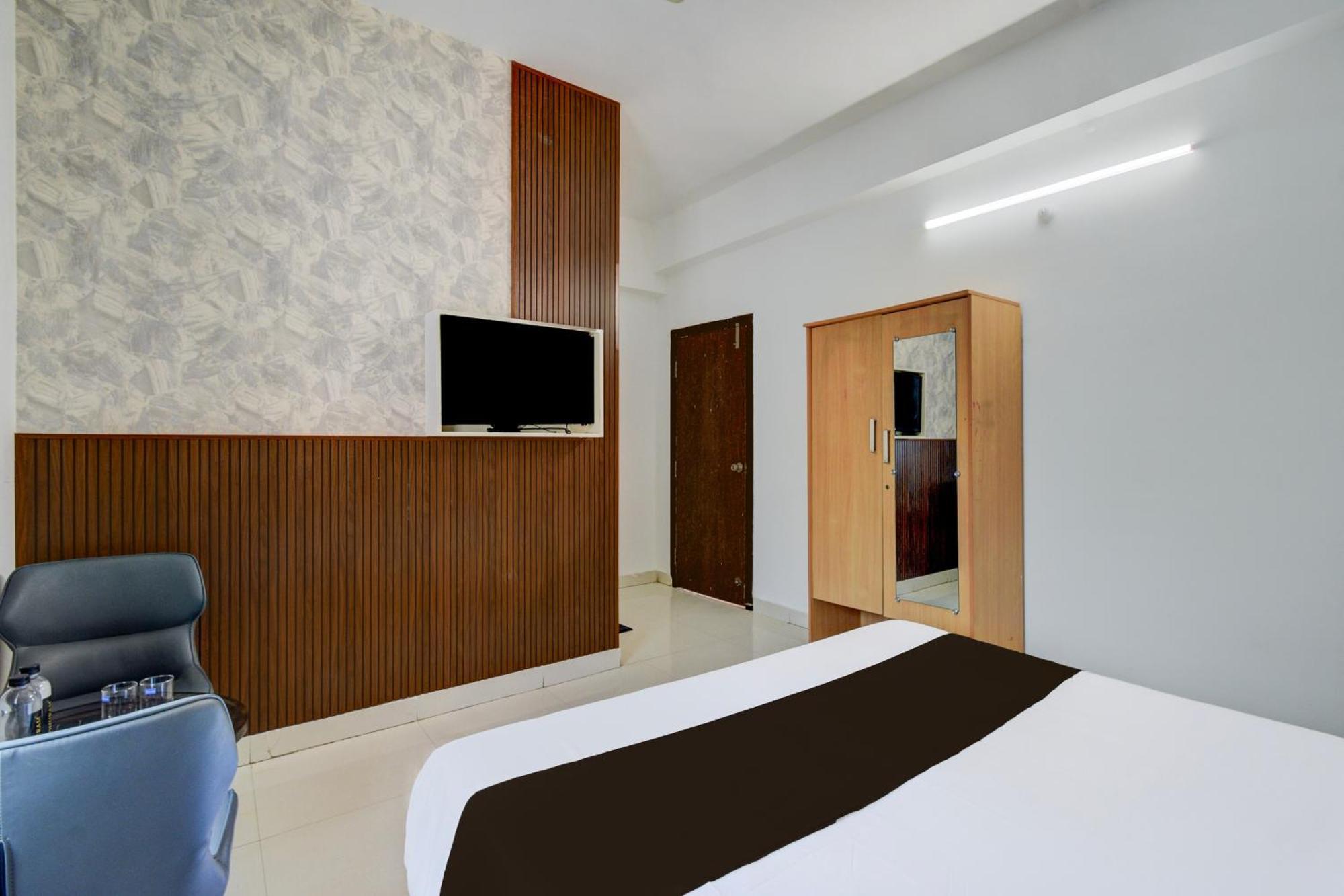 Hotel O Bee Oak Gachibowli Exterior foto